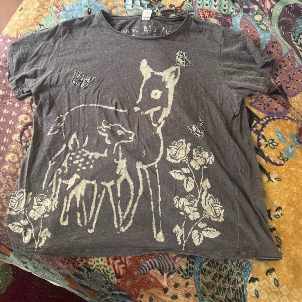 Magnolia Pearl Deer t shirt